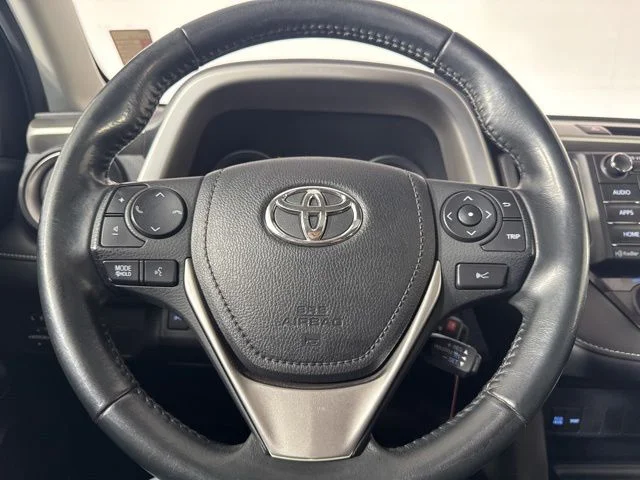 Used 2017 Silver Sky Metallic Toyota XLE image 18