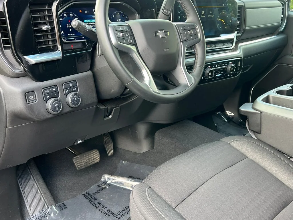Used 2023 Blue Chevrolet RST image 19