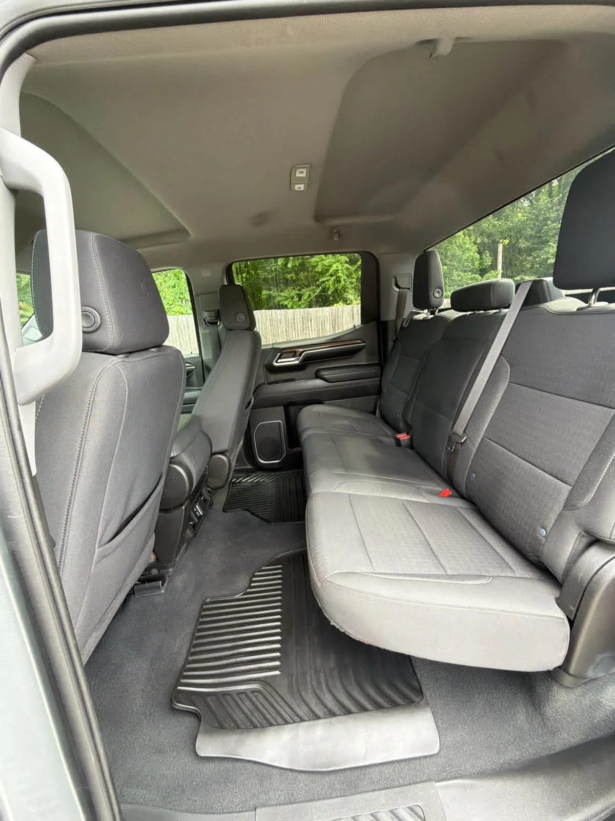 Used 2023 Sterling Gray Metallic Chevrolet LT image 14