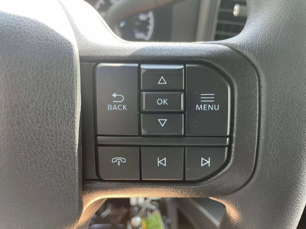 New 2027 White Ford XLT image 22