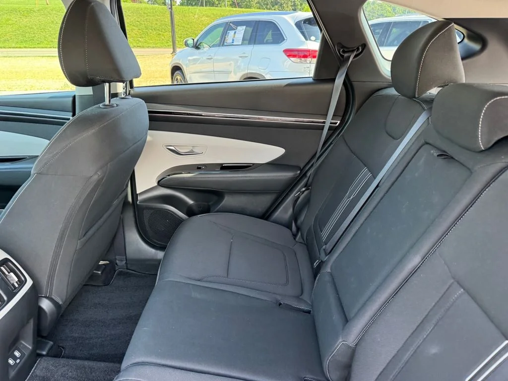Used 2022 Gray Hyundai SEL image 11