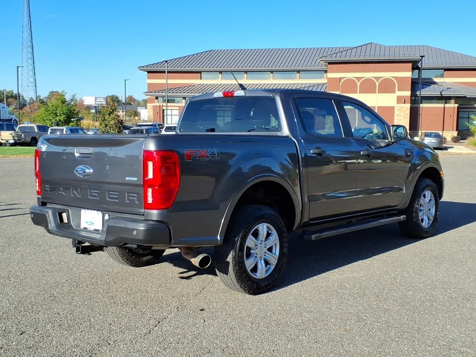 Used 2019 Magnetic Metallic Ford XLT image 2