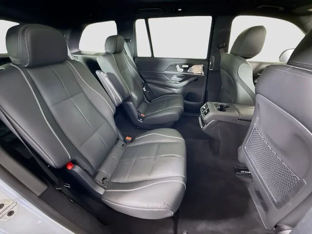 Used 2025 Silver Mercedes-Benz GLS 580 image 30