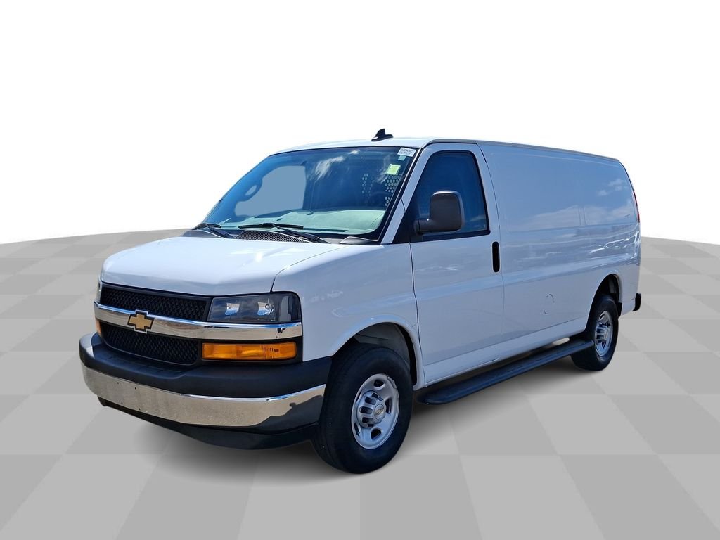2024 Chevrolet Express 2500 Work Van HD's photo