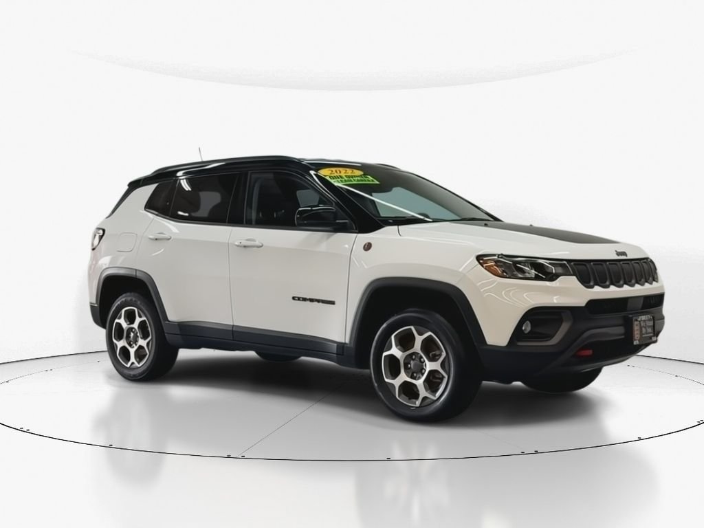 Used 2022 Bright White Clearcoat Jeep Trailhawk image 3