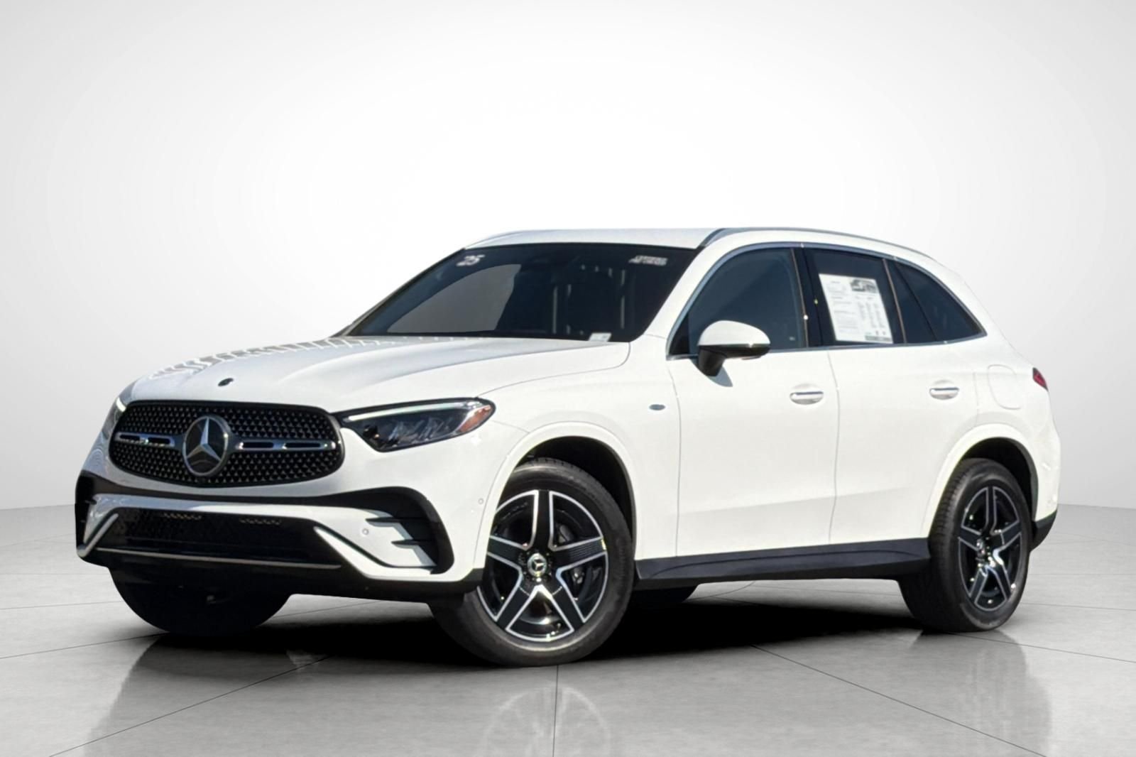 Certified Used 2025 White Mercedes-Benz GLC 350e image 1