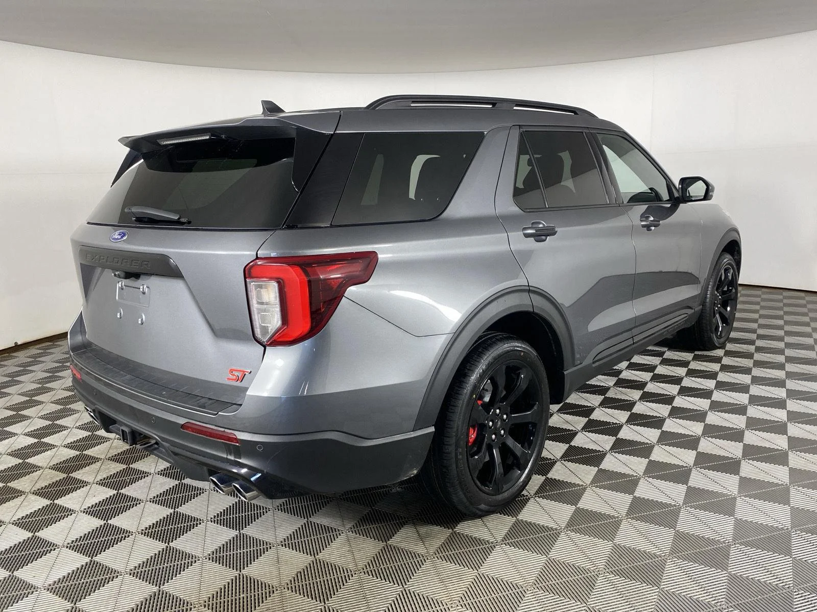 Used 2024 Carbonized Gray Ford  image 10