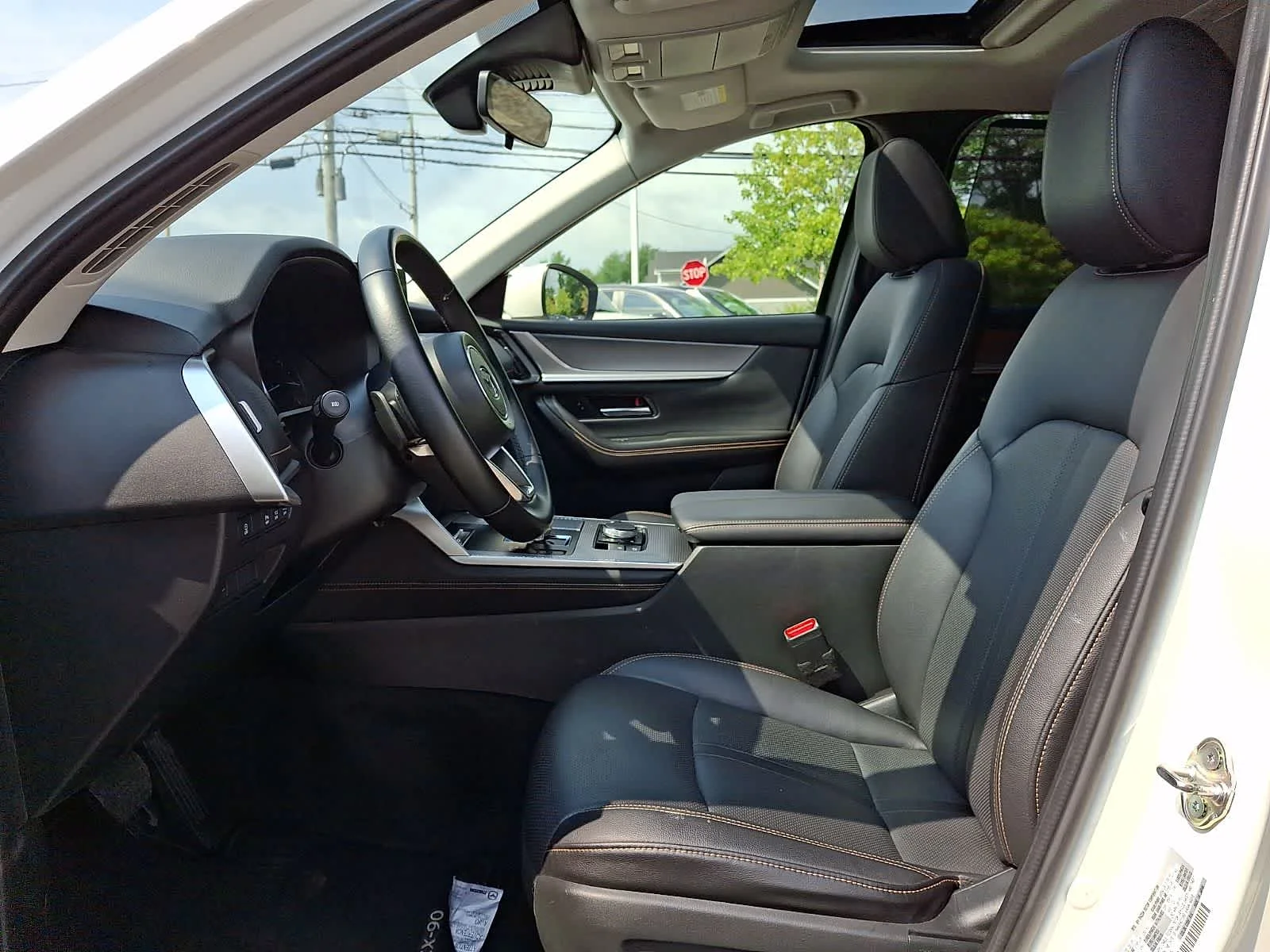 Used 2025 Rhodium White Premium Mazda Preferred Package image 16