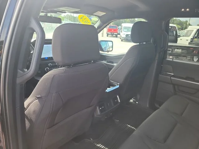 Used 2024 Black Ford XLT image 12