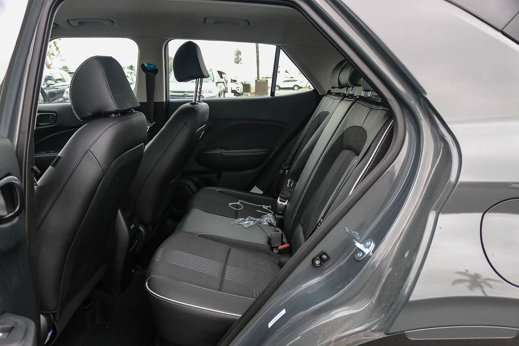 New 2026 Gray Hyundai SEL image 17
