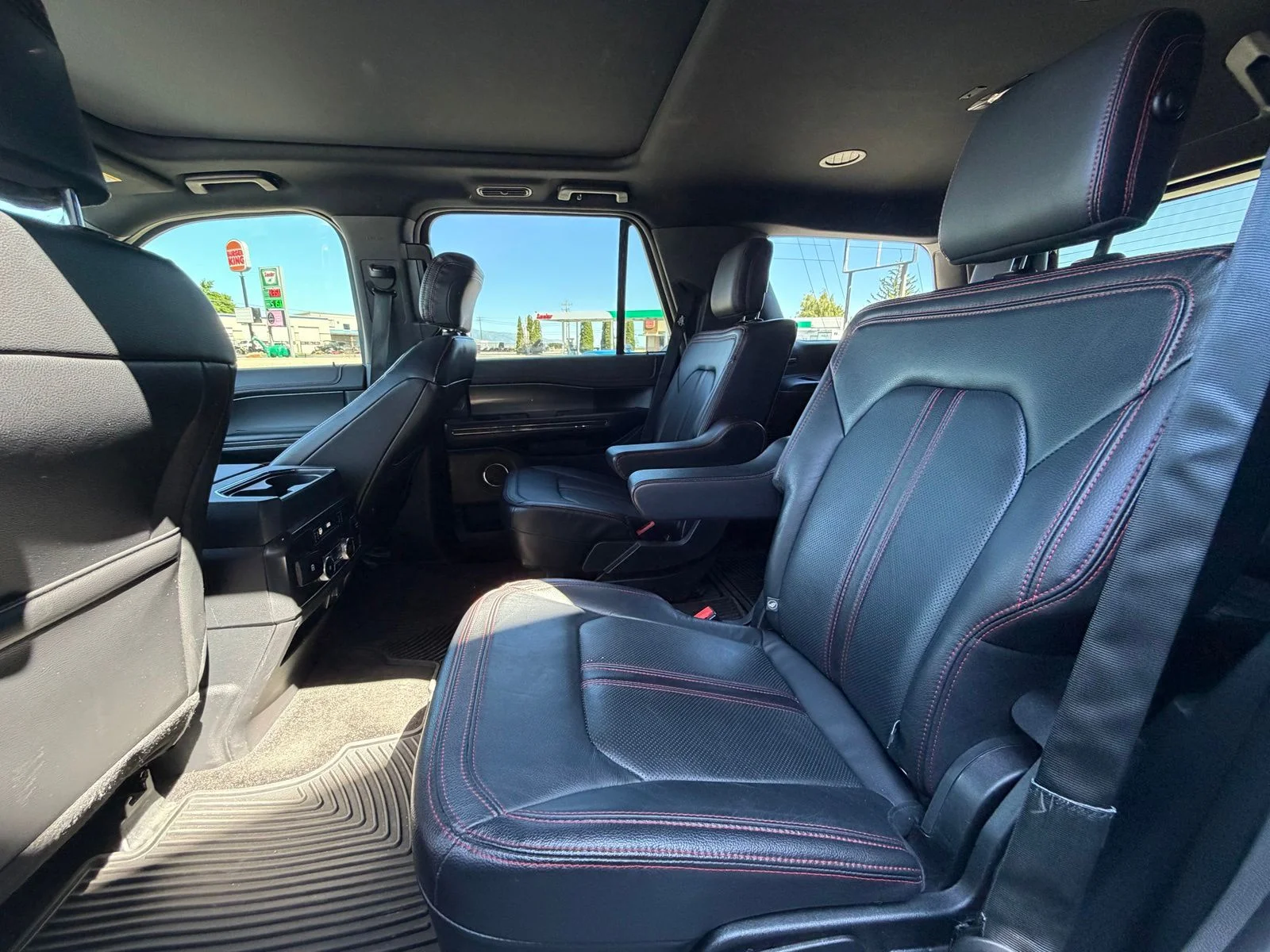 Used 2020 White Ford Limited image 11
