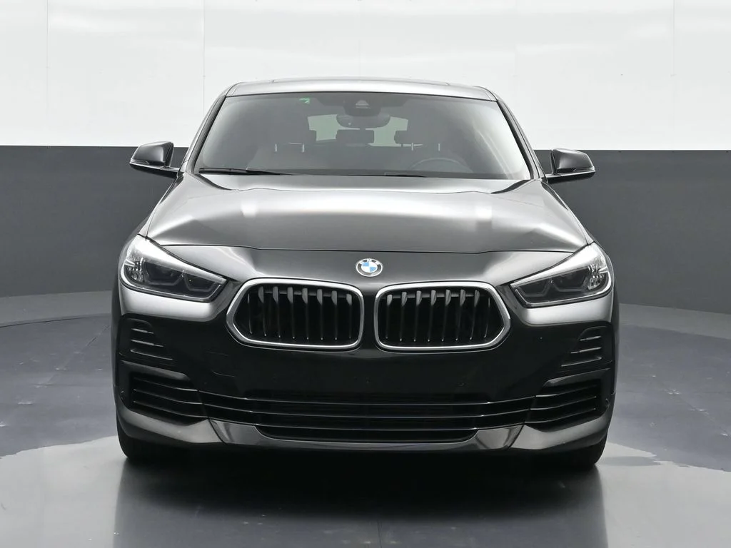 Used 2021 Black BMW xDrive28i image 6