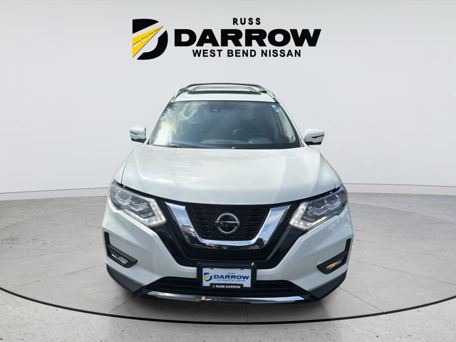 Used 2019 White Nissan SL image 8
