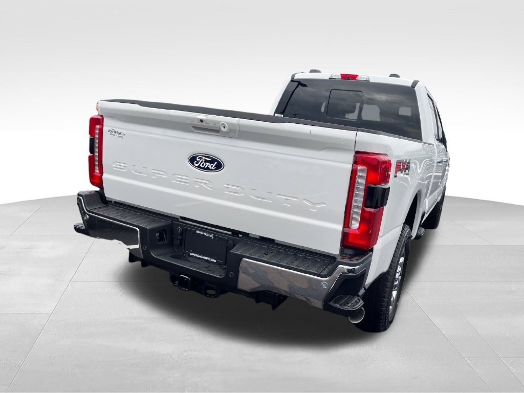 New 2027 Star White Metallic Tri-Coat Ford F-250® Lariat® image 5