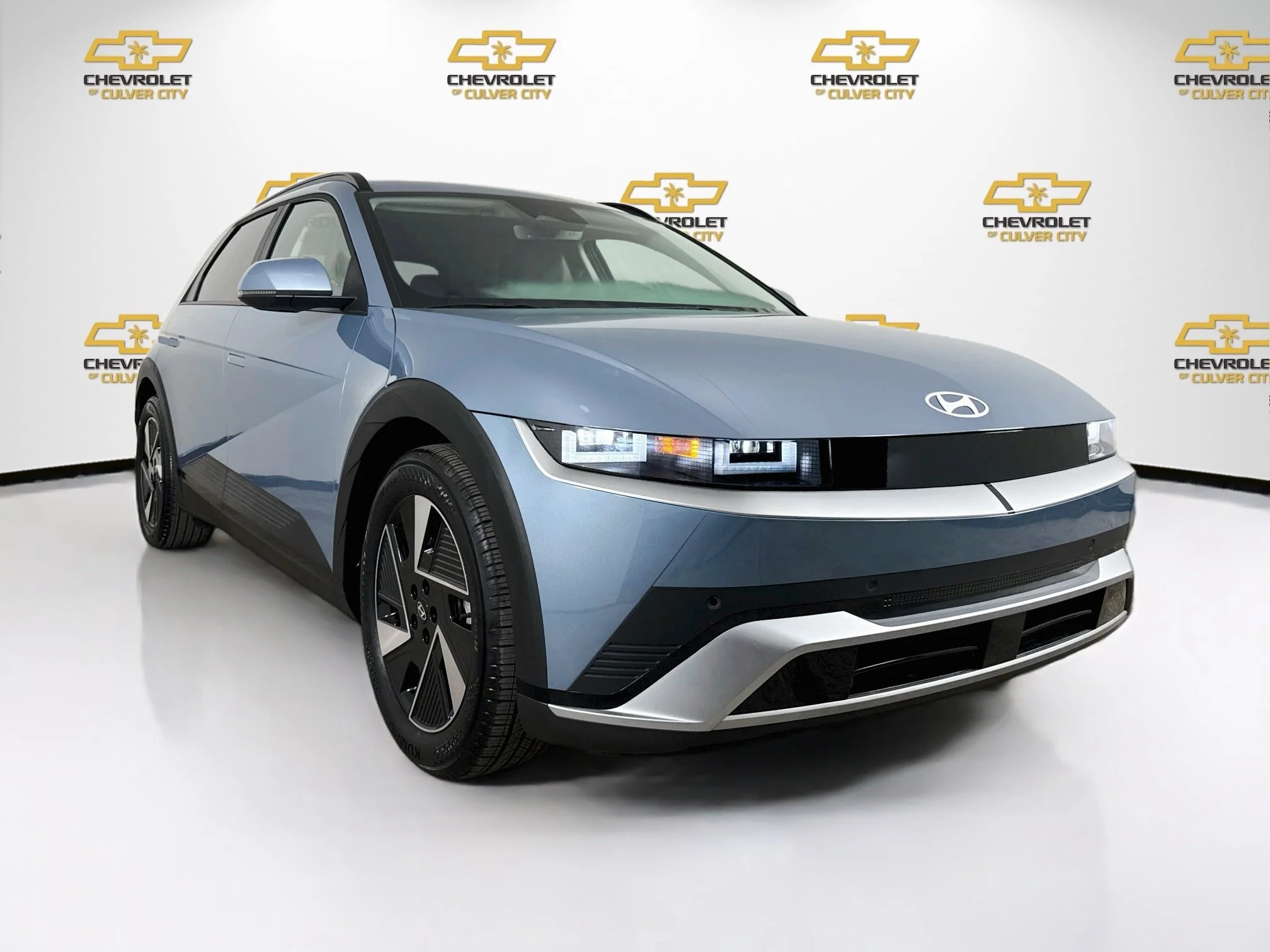 Used 2025 Blue Hyundai SEL image 1