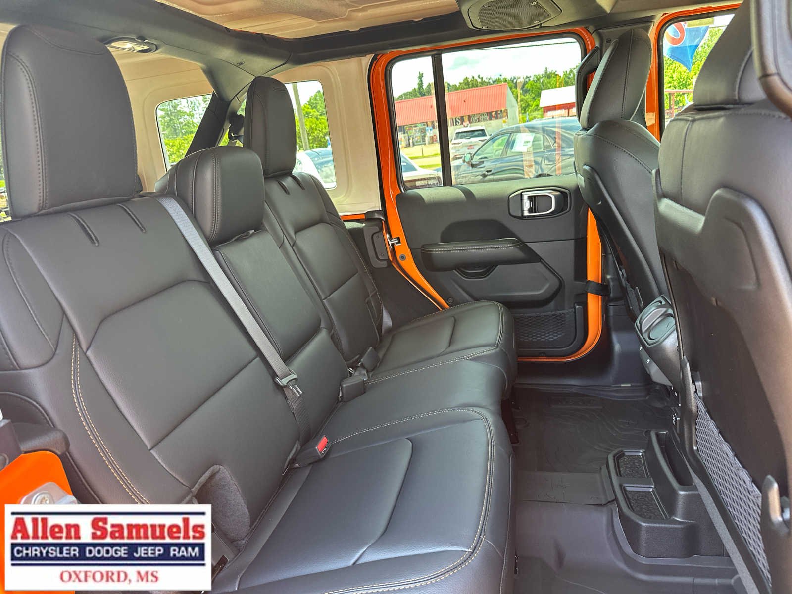 New 2026 Joose Exterior Paint Jeep Sahara image 38