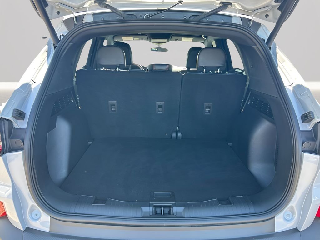 Used 2025 Silver Metallic Ford ST-Line image 20