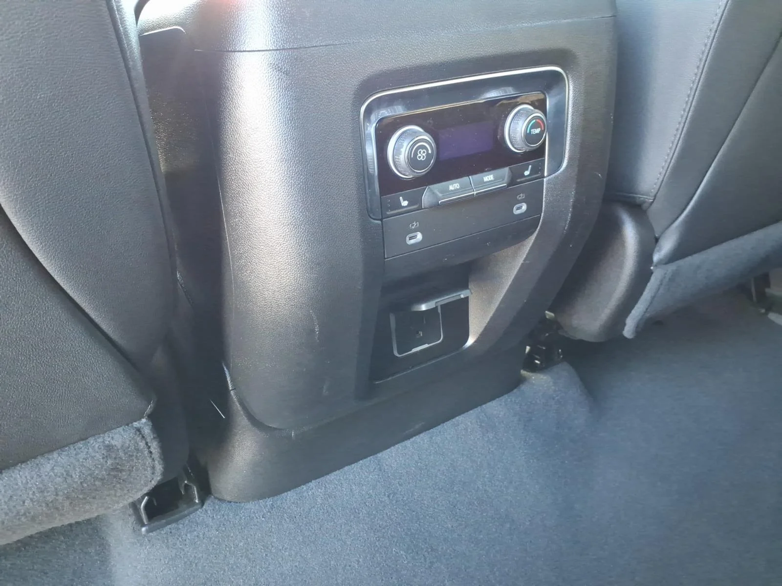 Used 2024 Black Gba Chevrolet High Country image 16