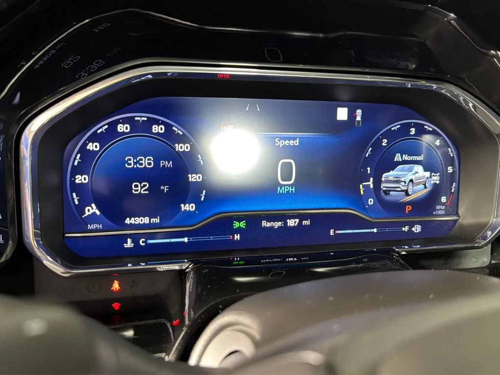 2023 Chevrolet Silverado 1500 RST - Photo 21