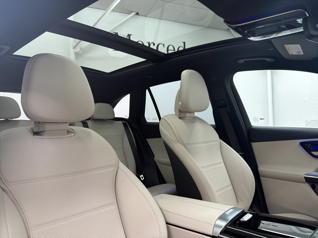 Certified Used 2026 White Mercedes-Benz GLC 300 image 29