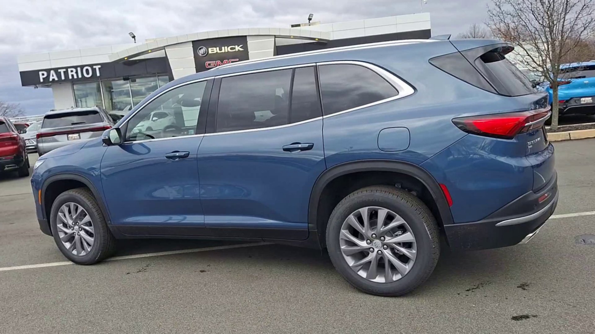 2025 Buick Enclave Preferred - Photo 32