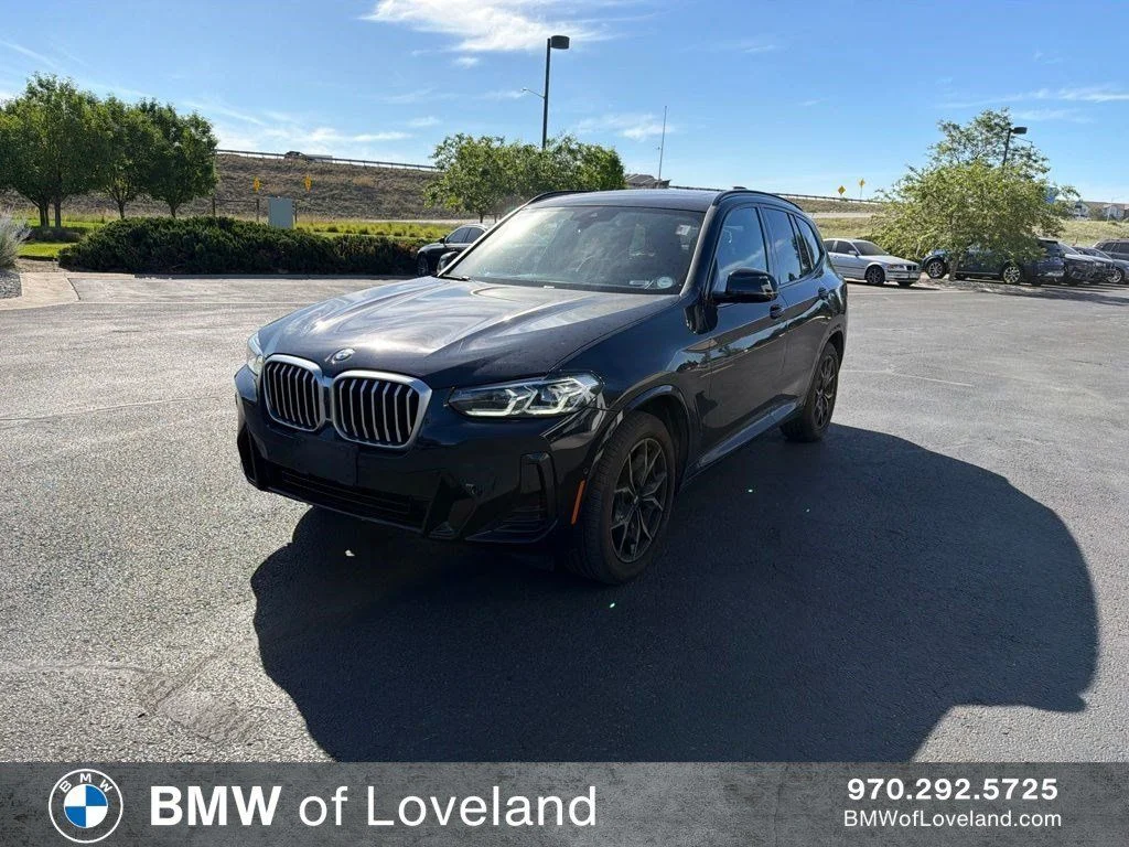 Used 2024 Carbon Black Metallic BMW xDrive30i image 1