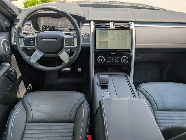 2024 Land Rover Discovery Dynamic SE - Photo 9