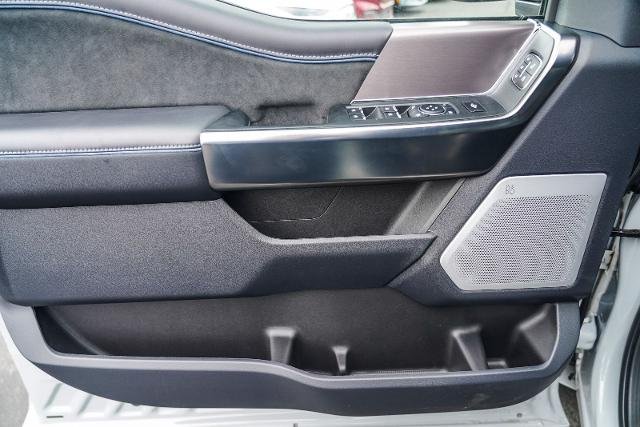 2026 Ford F-350 Super Duty Platinum - Photo 49