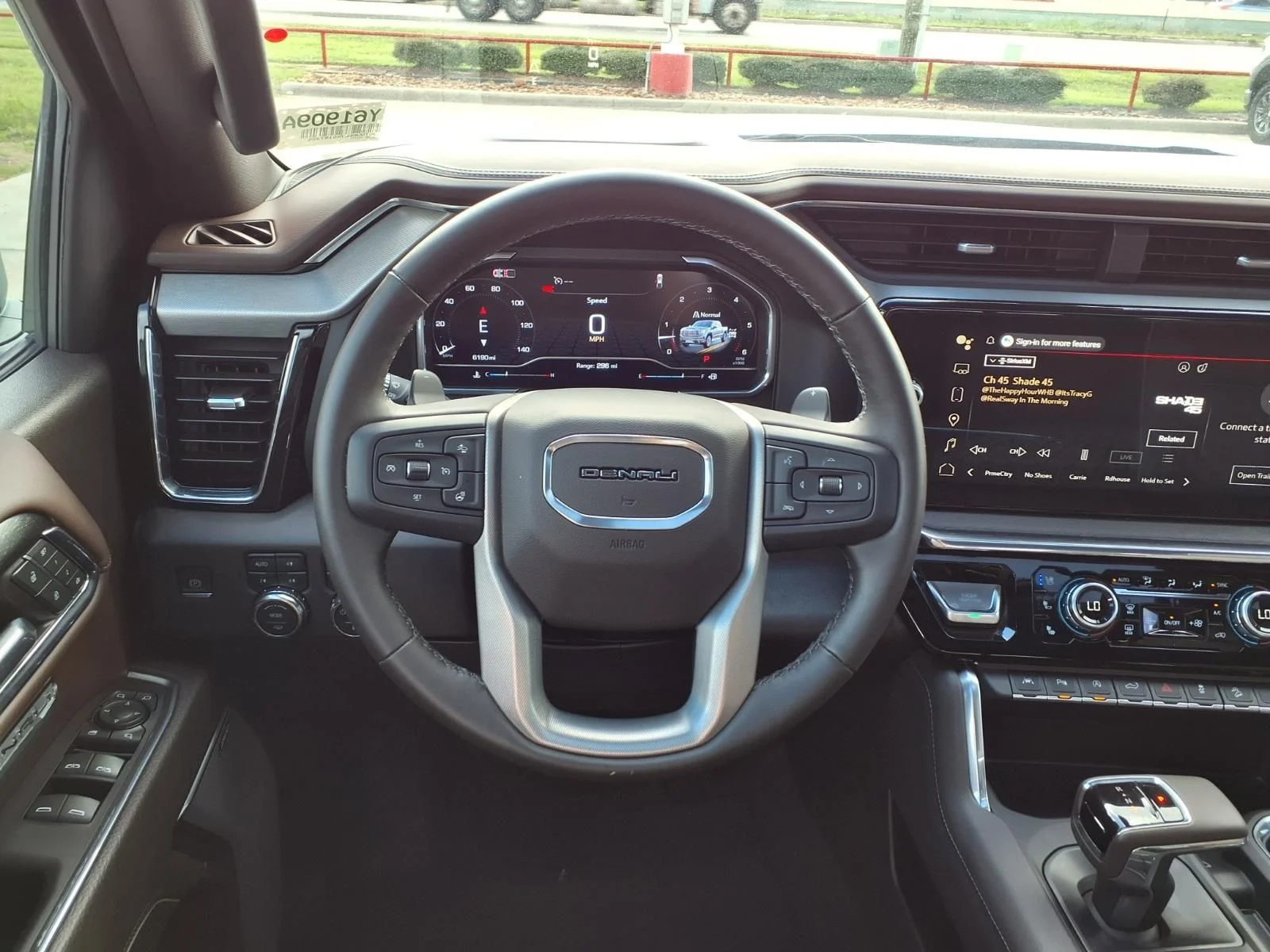 Used 2024 White GMC Denali image 16