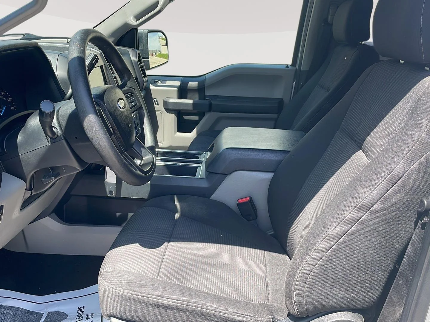 2017 Ford F-150 XL - Photo 9