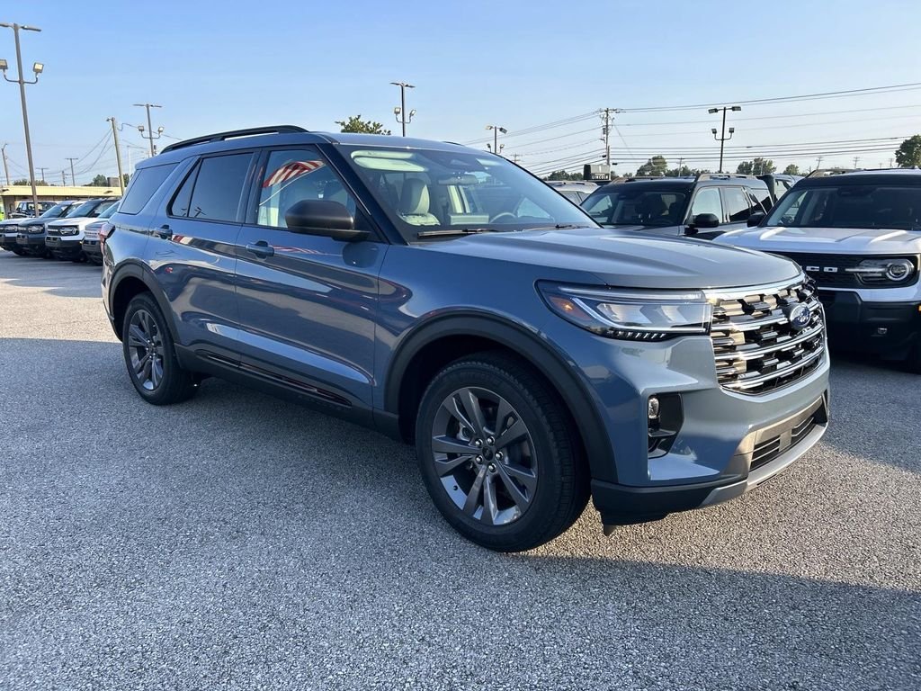 New 2026 Vapor Blue Ford Active image 2