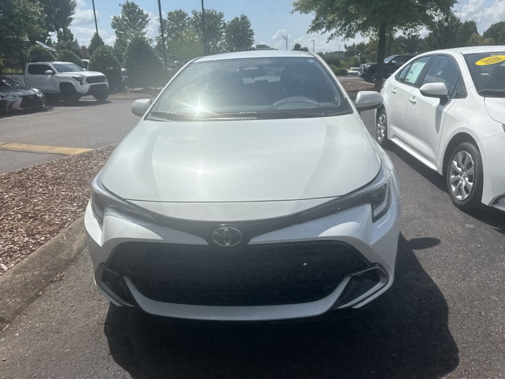 Used 2024 Wind Chill Pearl Toyota XSE image 4