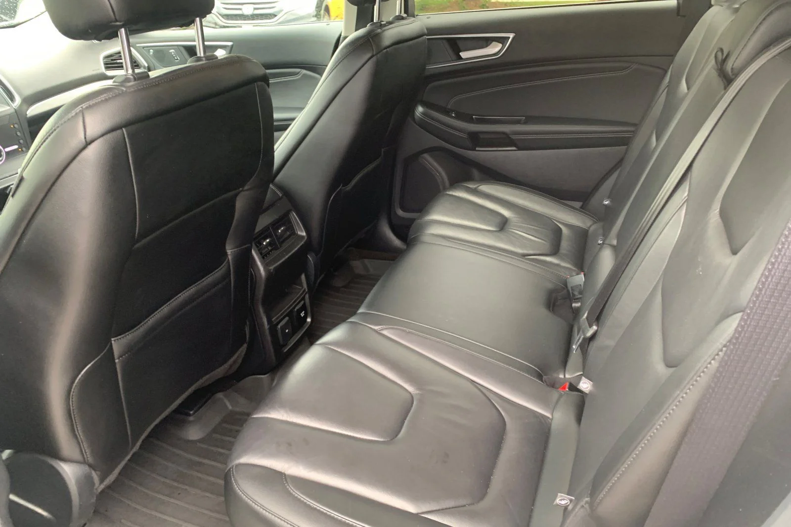 Used 2020 White Ford Titanium image 14