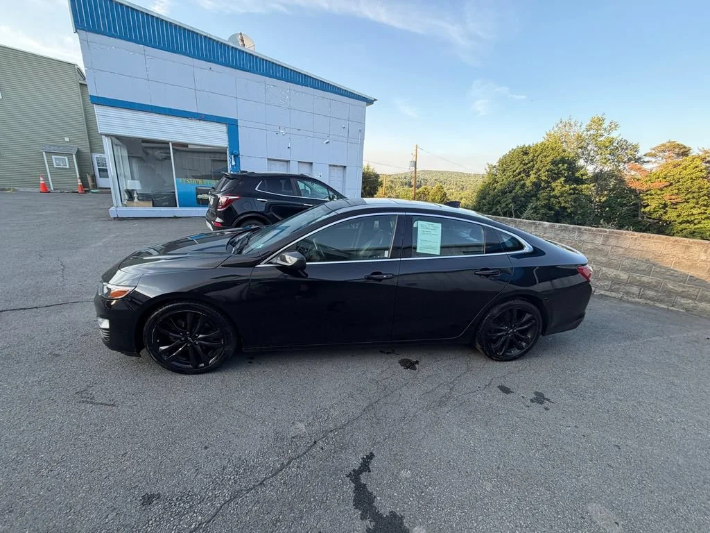Used 2021 Chevrolet Malibu 1LT with VIN 1G1ZD5ST0MF083294 for sale in Forest City, PA