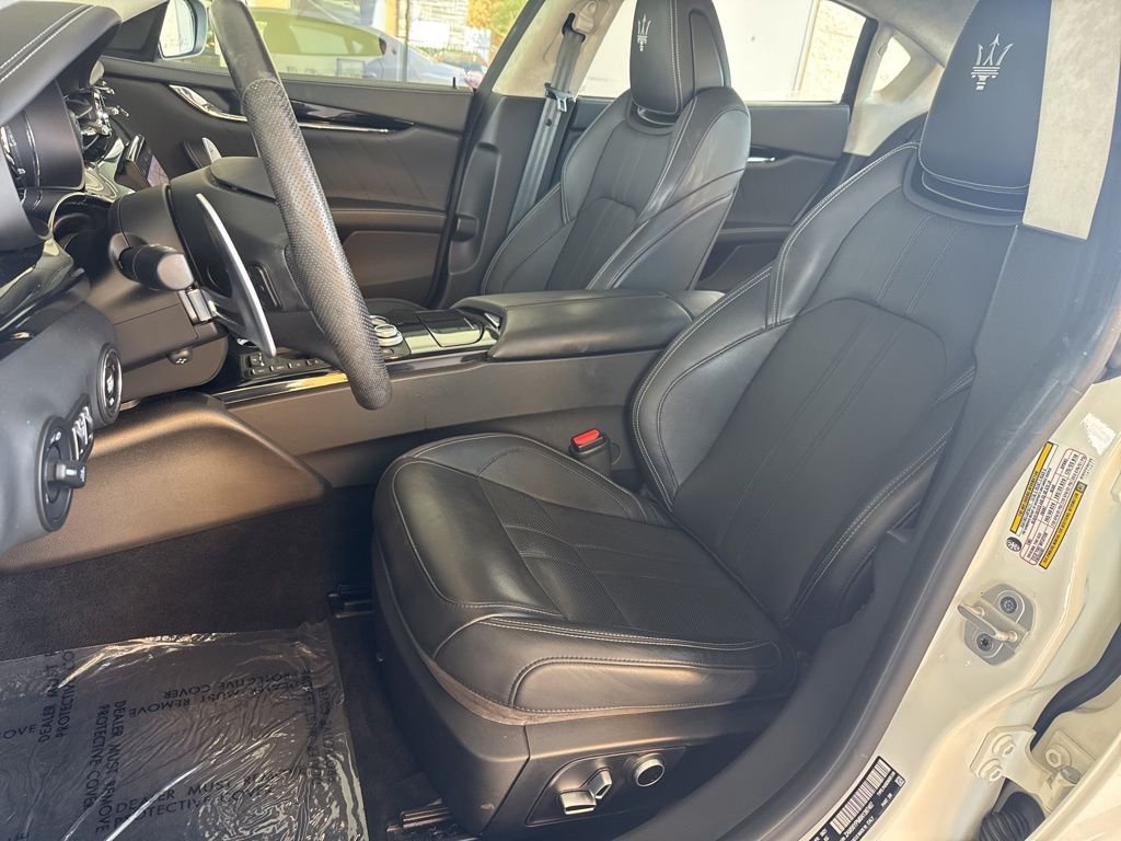 Certified Used 2022 Bianco Maserati Modena image 20