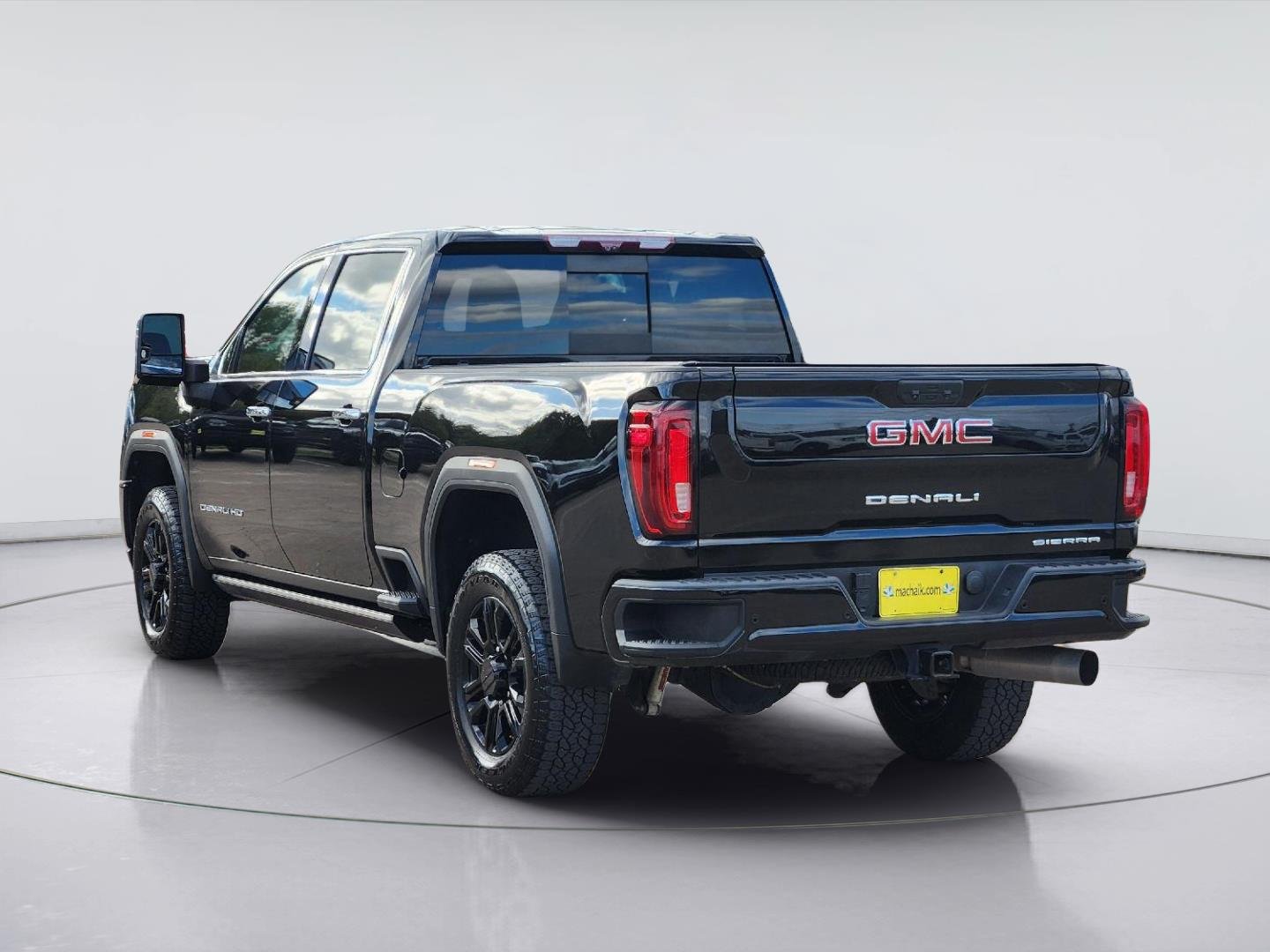 Used 2023 Ebony Twilight Metallic GMC Denali image 4