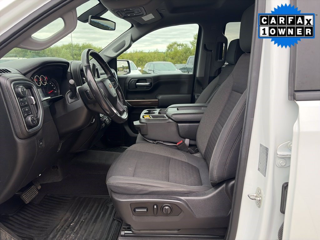 Used 2019 Summit White Chevrolet LT image 27