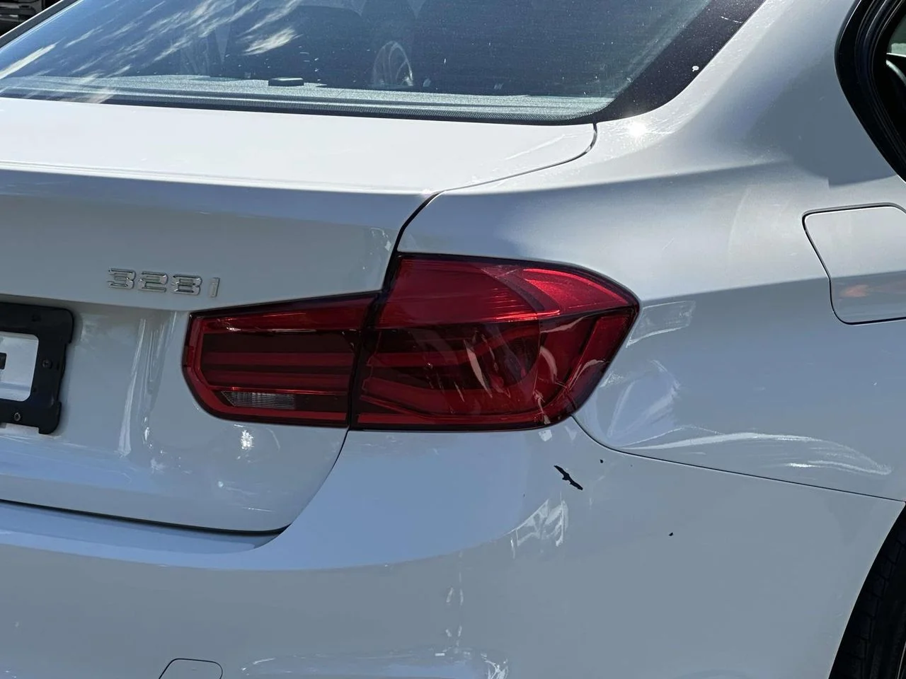 Used 2016 Alpine White BMW xDrive image 11