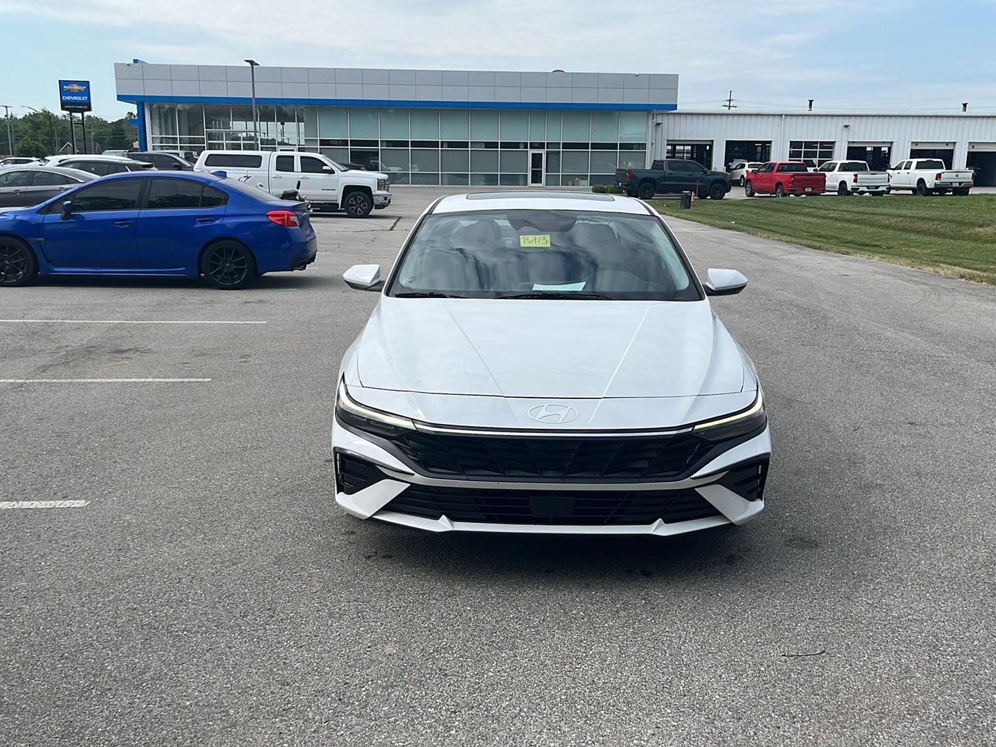 Used 2025  Hyundai SEL Convenience image 9