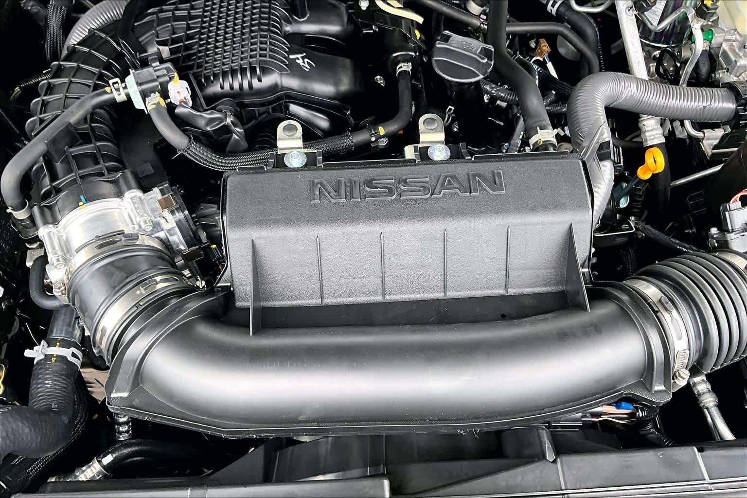 New 2026 Glacier White Nissan S image 17