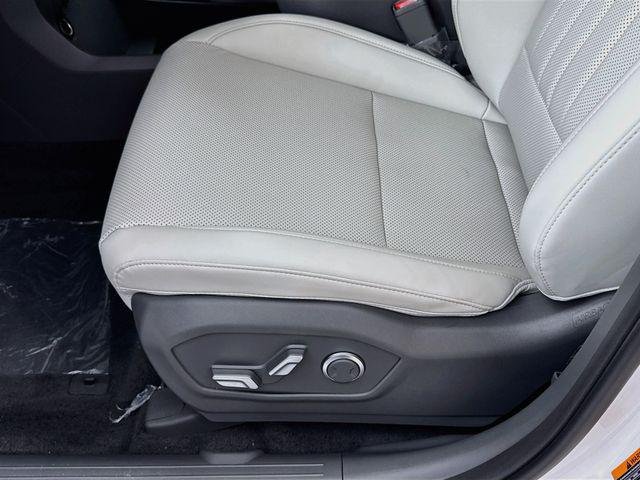 New 2027  Hyundai SEL FWD image 30