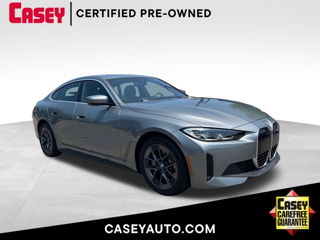 2023 BMW i4 eDrive40's photo