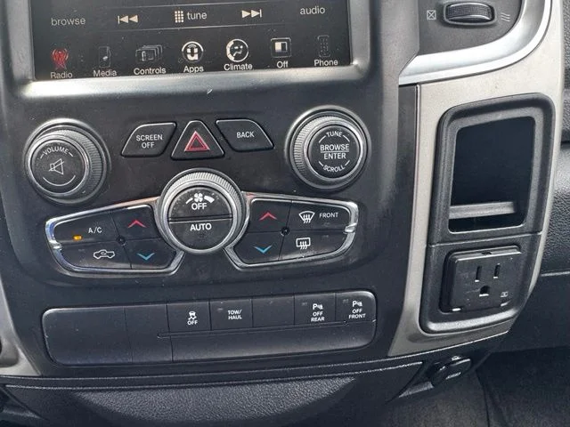 Used 2017 Silver Ram Big Horn image 27
