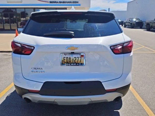 Used 2020 White Chevrolet LT image 5