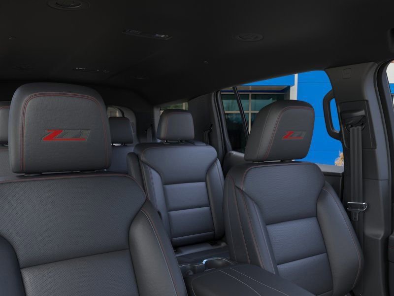 New 2026 Mosaic Black Metallic Chevrolet Z71 image 24