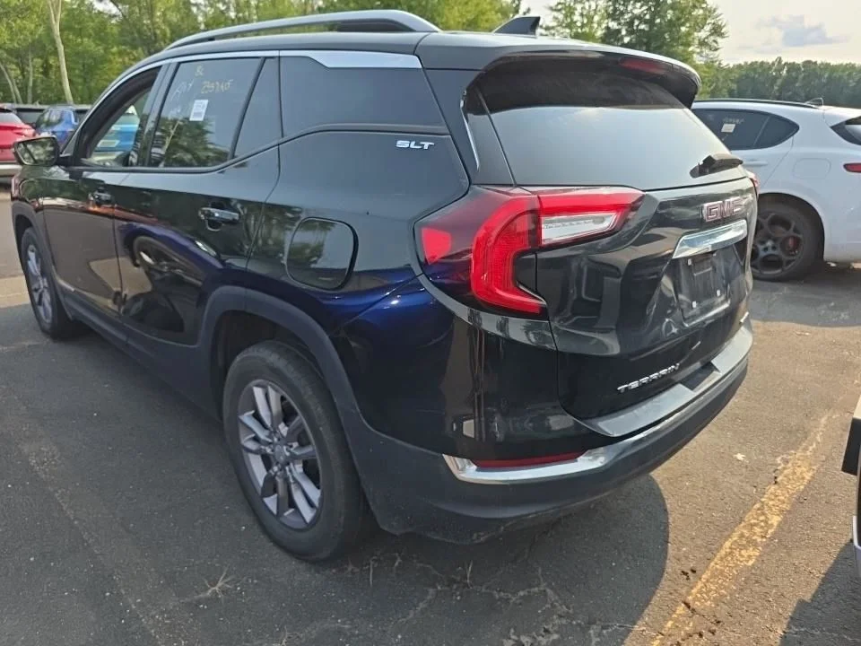 Used 2024 Black GMC SLT image 5