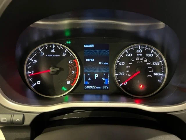 Used 2024 Red Mitsubishi SEL image 13