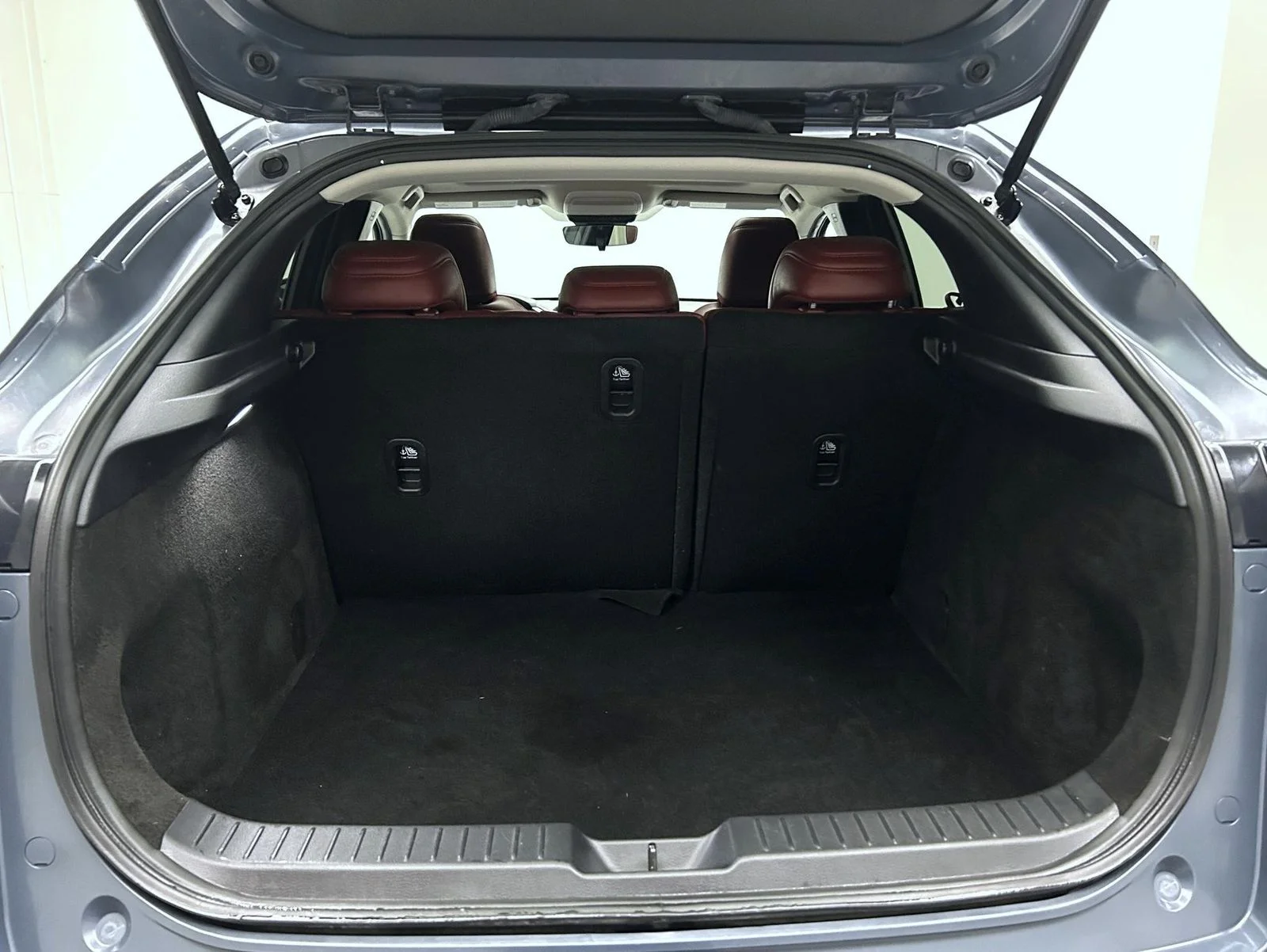 Certified Used 2024 Gray Mazda 2.5 S Carbon Edition image 21