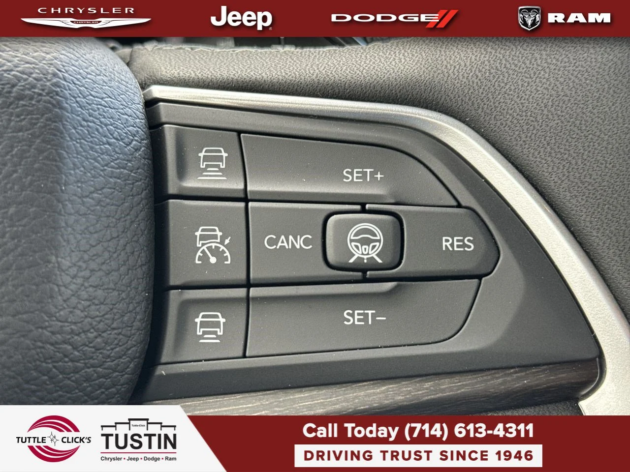 New 2027 Bright White Clear-Coat Paint Jeep Limited image 32