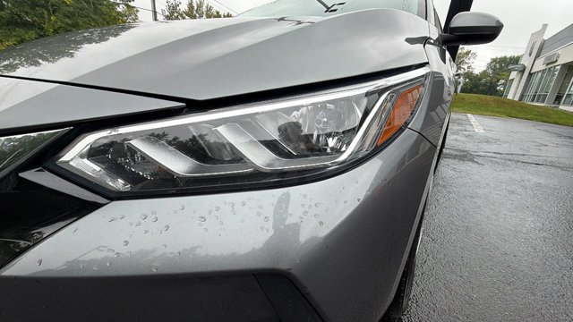 Used 2023 Gray Nissan S image 10